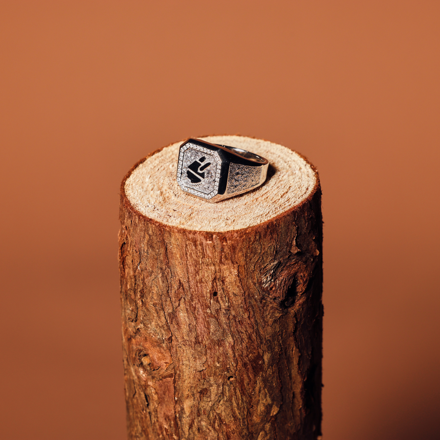 Regal Signet