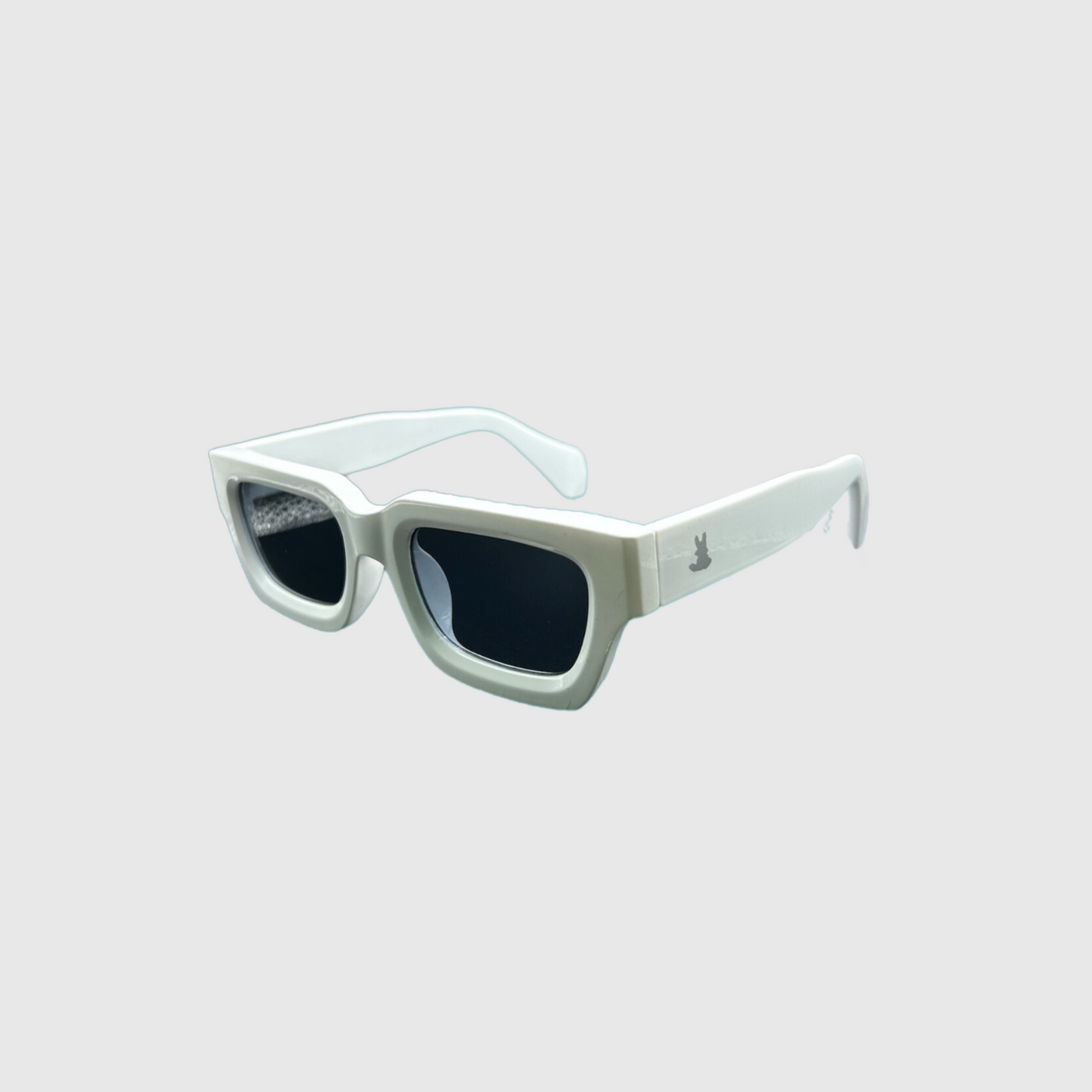 ITS Sunnies White