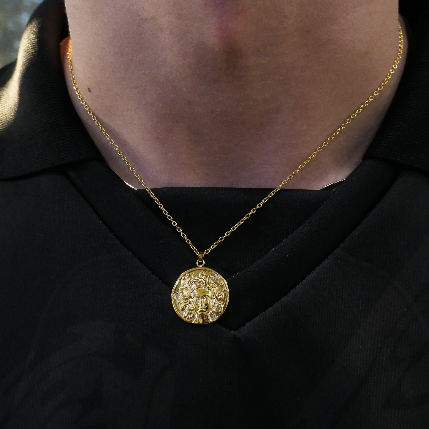 Medusa Chain Gold