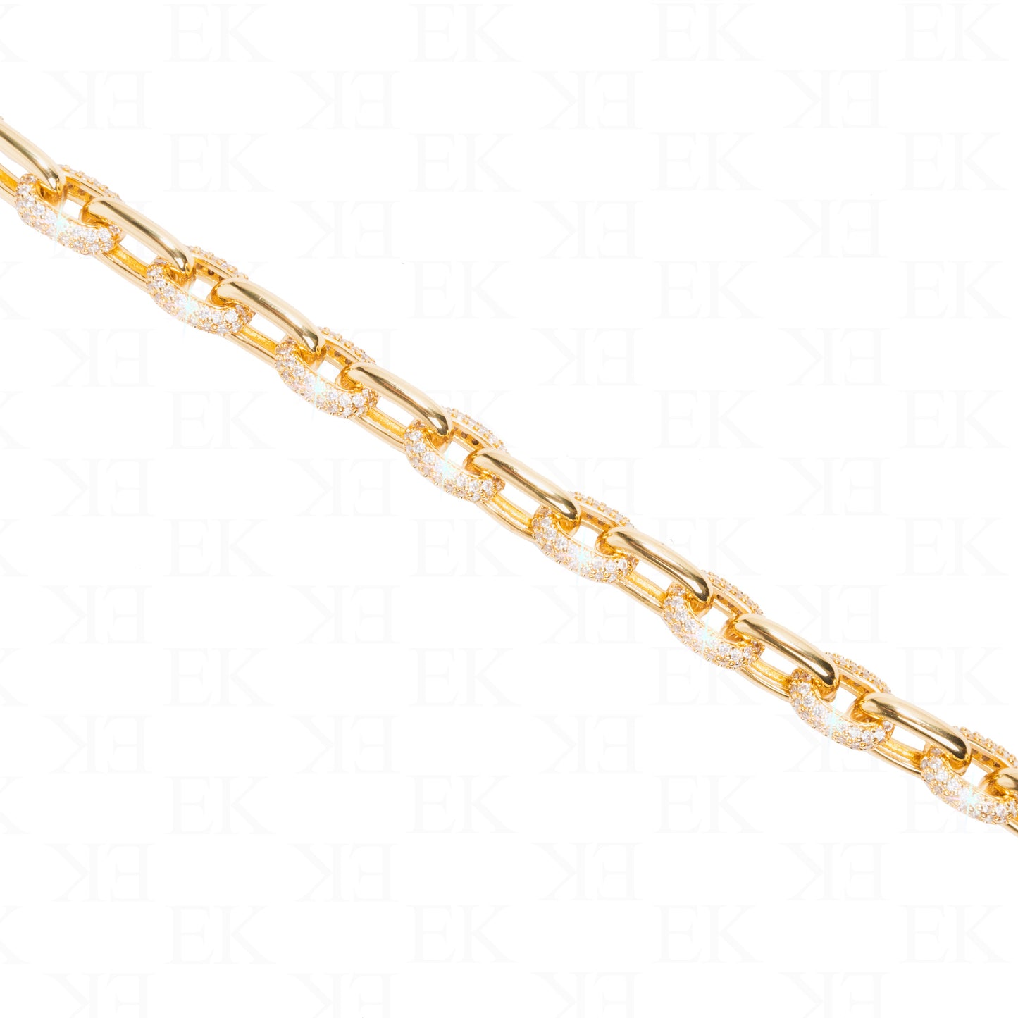 Binding Links Bracelet Gold