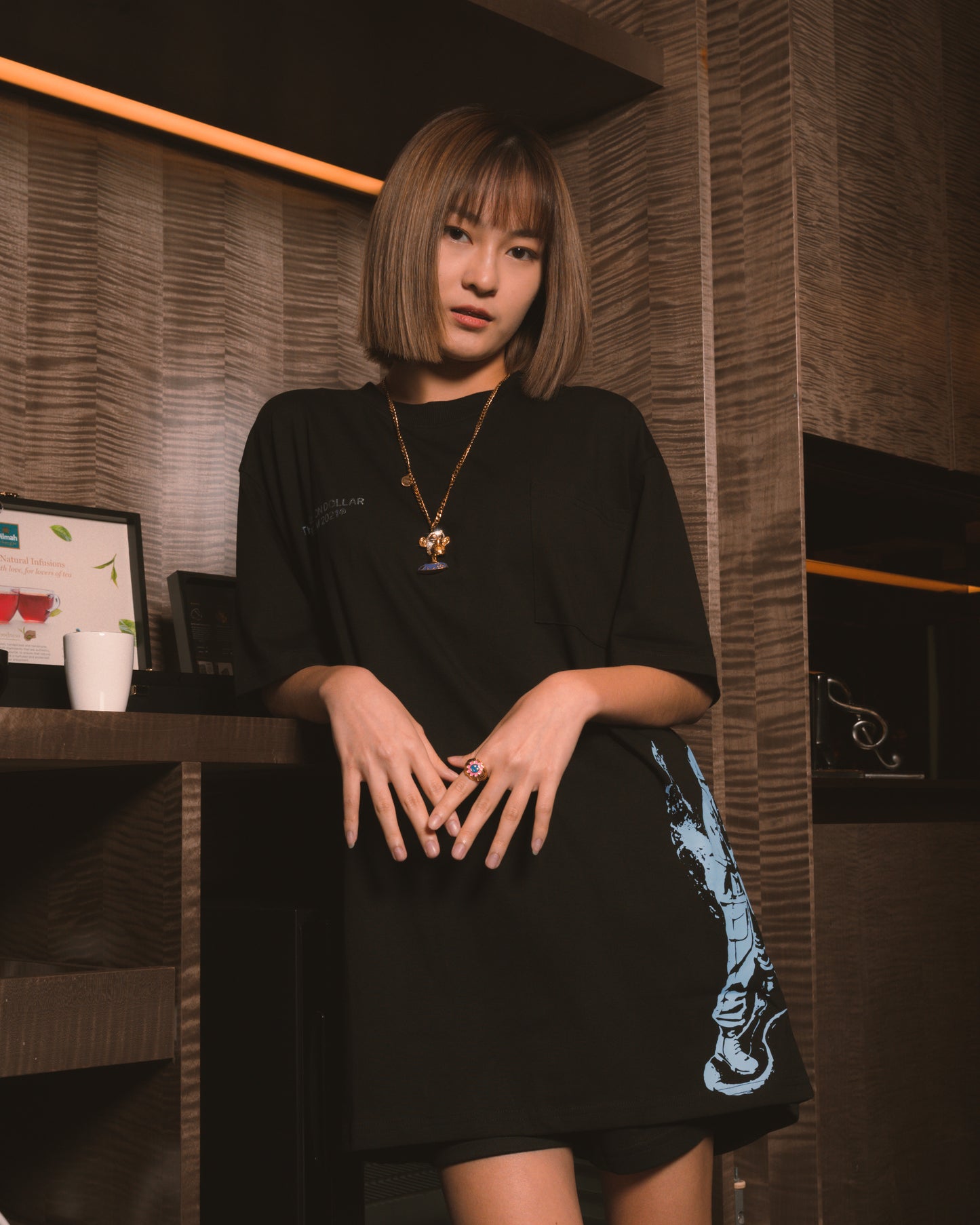 Billion Dollar Dream Journey To The Moon Black