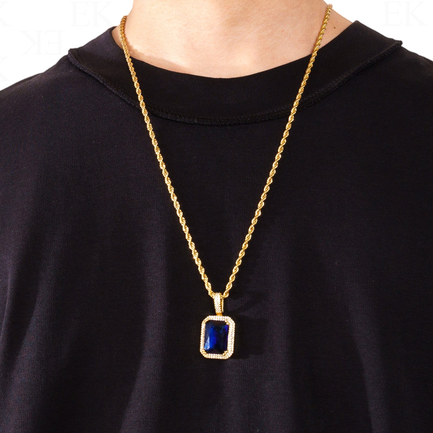 Dark Blue Sapphire Necklace Gold