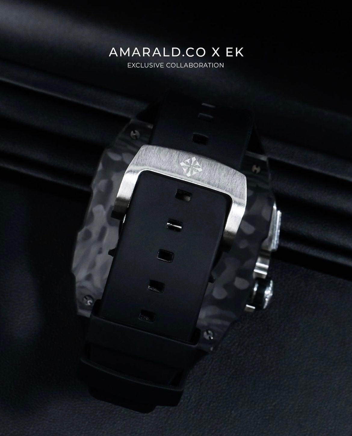 Carbon Silver Frost Apple Watch Case