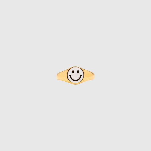 Smiley White Ring Gold